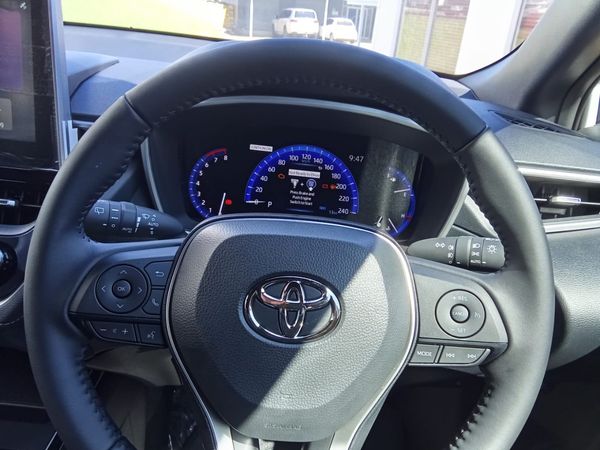 2026-Toyota-Corolla-Cross-18-XS image:11