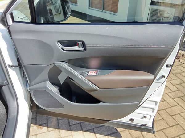 2026-Toyota-Corolla-Cross-18-XS image:21
