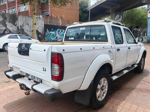 2008-Nissan-NP300-24i-Hi-Rider-Double-Cab image:4