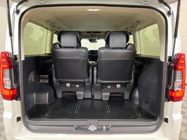2022-Toyota-Quantum-28-VX-6-seat image:13