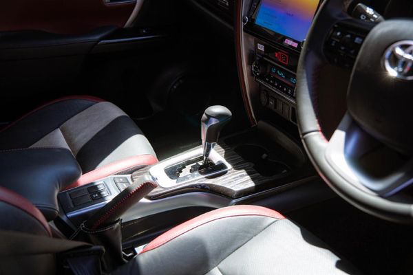 2024-Toyota-Fortuner-28-GD-6-Auto-mHev image:11