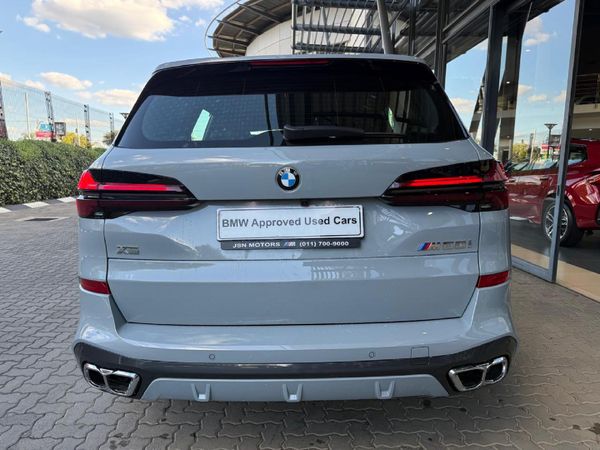 2026-BMW-X5-M60i image:7