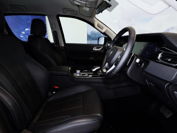 2025-Foton-Tunland-20T-G7-Luxury-4x4-Double-Cab-Auto image:8