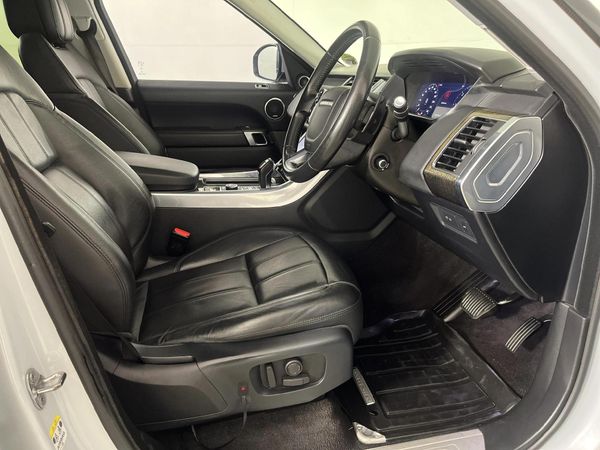 2019-Land-Rover-Range-Rover-Sport-30-SE-250kW image:9