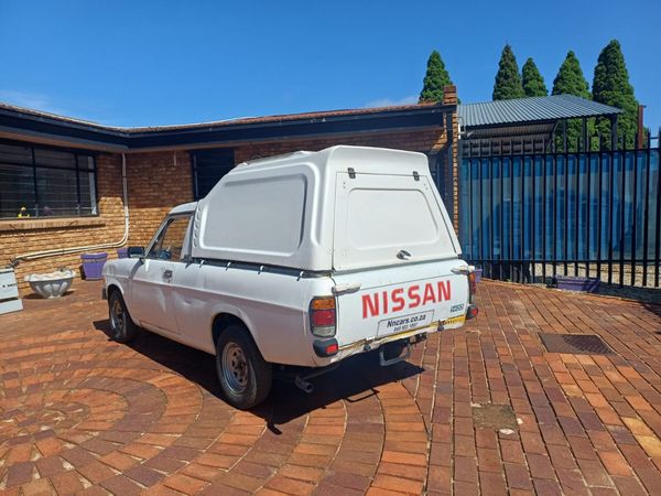 2006-Nissan-1400-5-spd image:6