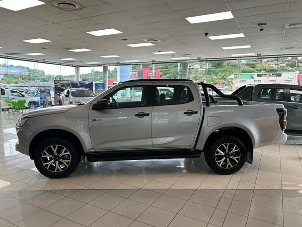 2026-Isuzu-D-Max-19-DDI-HR-X-Rider-Auto-Double-Cab image:3