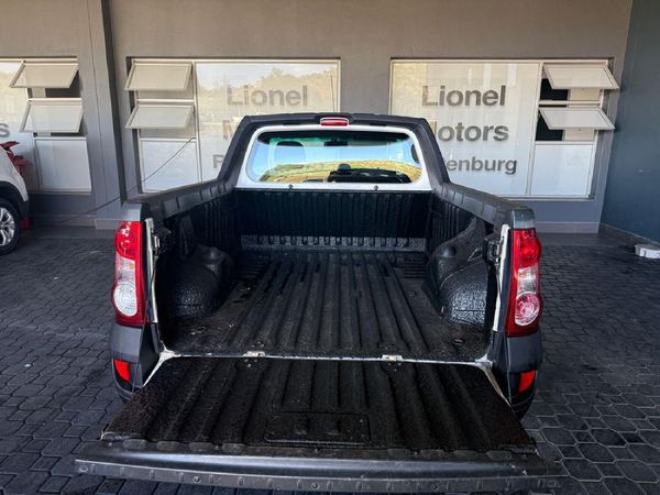 2022-Nissan-NP200-16-AC-Safety-Pack image:10