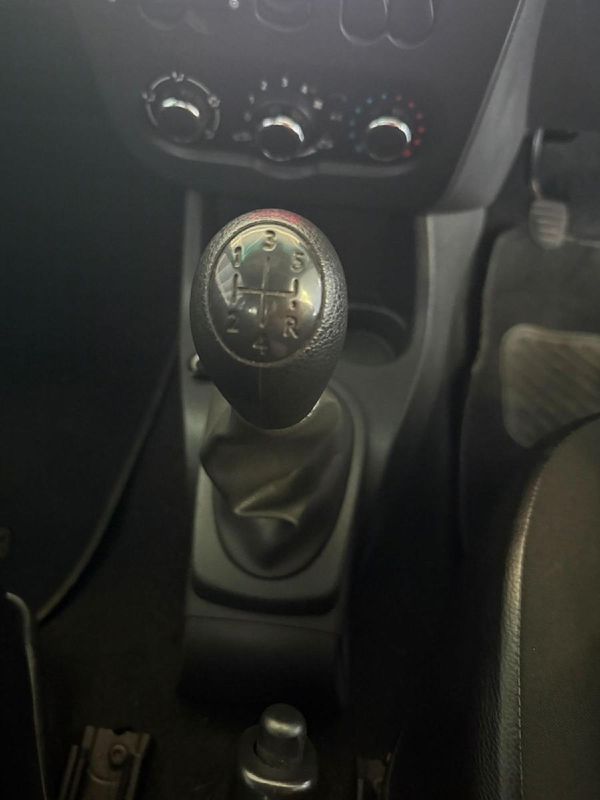 2022-Nissan-NP200-16-AC-Safety-Pack image:14