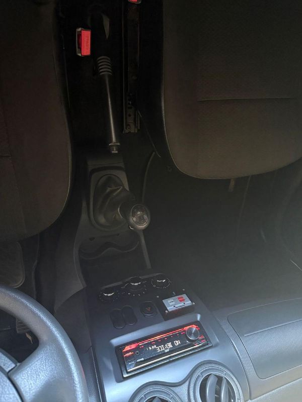2022-Nissan-NP200-16-AC-Safety-Pack image:16