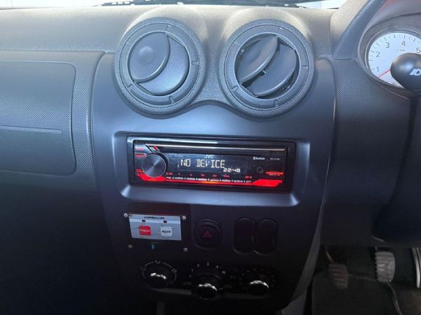 2022-Nissan-NP200-16-AC-Safety-Pack image:22