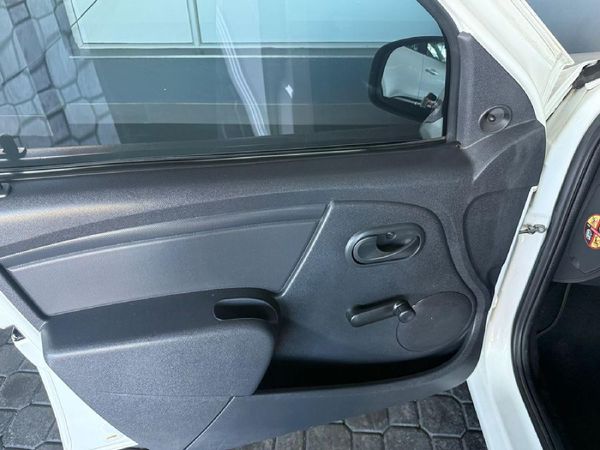 2022-Nissan-NP200-16-AC-Safety-Pack image:23