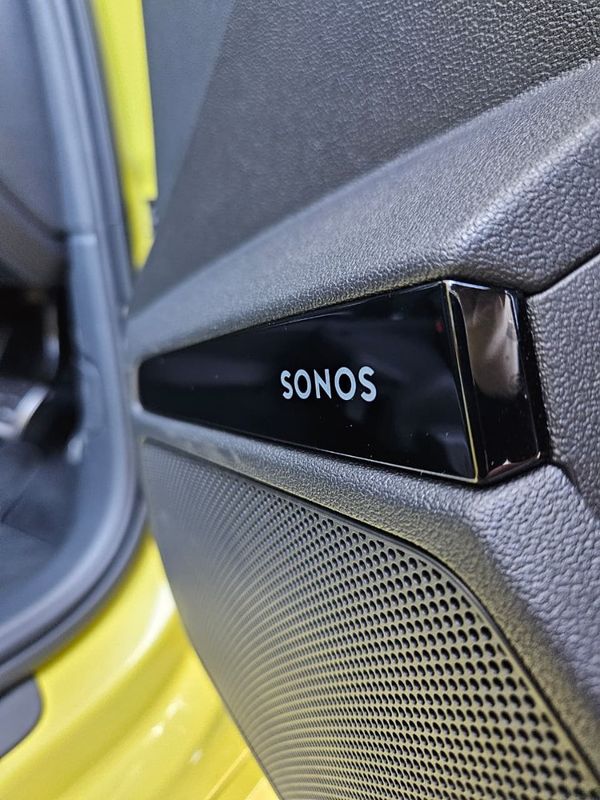 2025-Audi-RS3-Sportback-Quattro-Stronic image:8