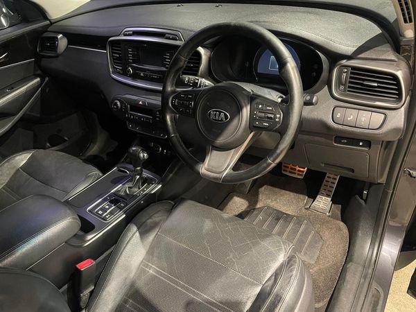 2016-Kia-Sorento-22D-AWD-Auto-7-seat-SX image:12
