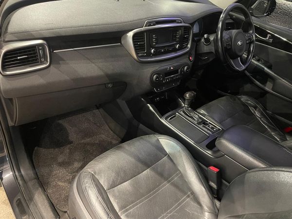 2016-Kia-Sorento-22D-AWD-Auto-7-seat-SX image:19