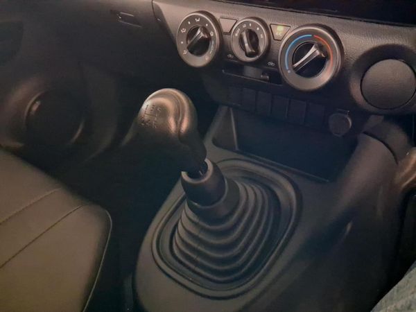 2026-Toyota-Hilux-24-GD-Single-Cab image:10