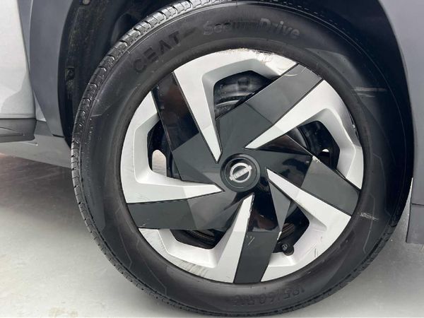 2025-Nissan-Magnite-10-Visia-AMT image:18