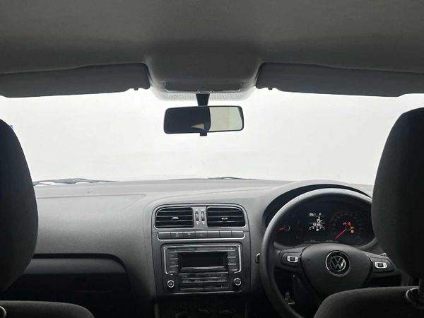 2023-Volkswagen-Polo-Vivo-16-Comfortline-Auto-5-dr image:6