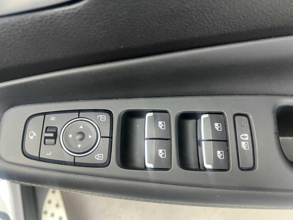 2023-Hyundai-Santa-Fe-R22-AWD-Elite-Auto-7-seat image:18