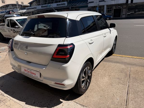 2025-Suzuki-Swift-12-GLX-Auto image:2