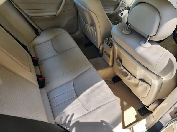 2004-Mercedes-Benz-C-Class-C-180K-Classic-Auto image:5