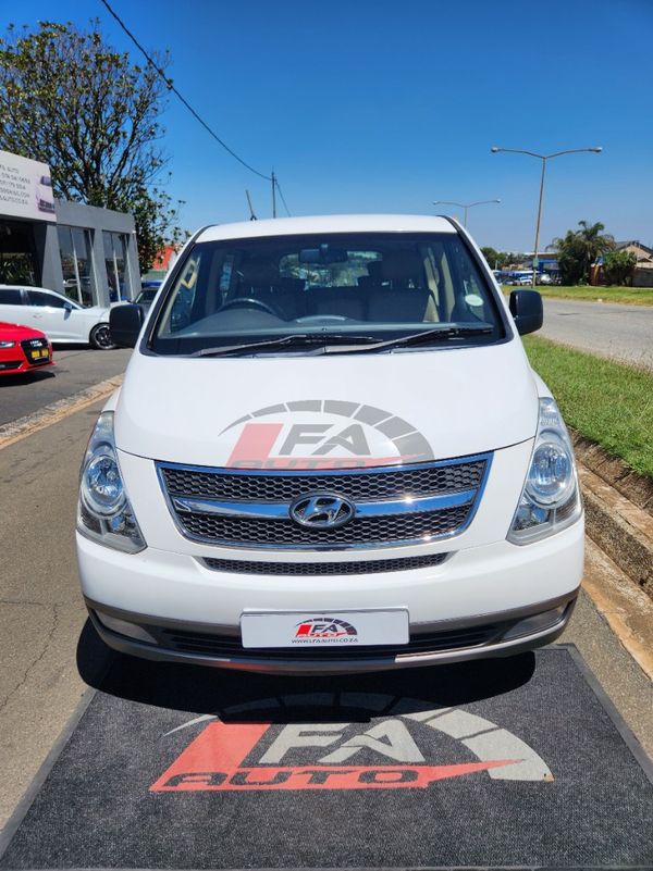 2012-Hyundai-H-1-25-CRDi-VGT-Wagon-Auto image:1