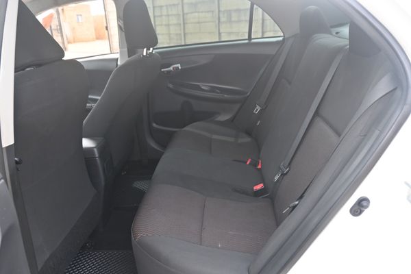 2019-Toyota-Corolla-Quest-16 image:8