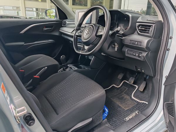 2026-Suzuki-Swift-12-GL image:9