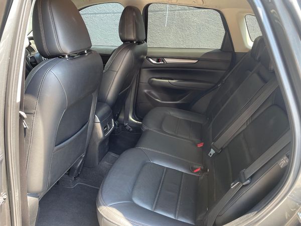 2026-Suzuki-Swift-12-GL image:17