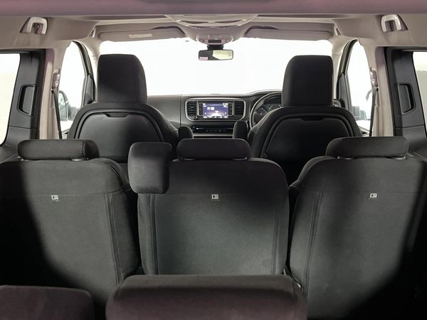 2023-Opel-Zafira-Life-Elegance-20-TD-Auto image:11
