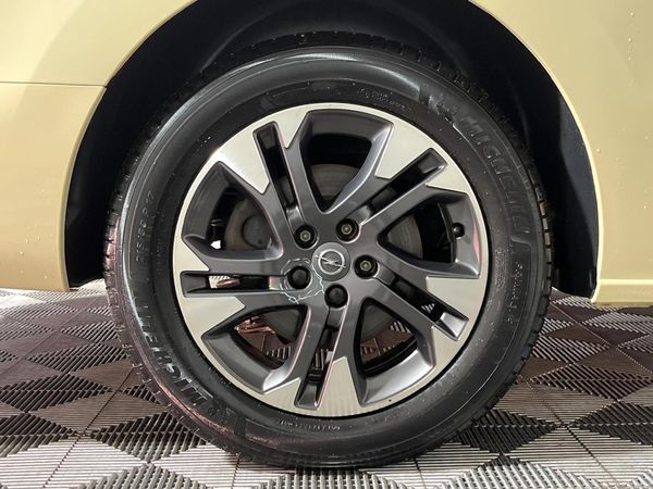 2023-Opel-Zafira-Life-Elegance-20-TD-Auto image:6