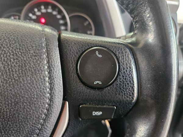 2018-Toyota-RAV4-RAV image:14