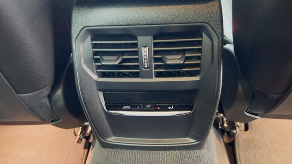 2021-BMW-3-Series-320i-M-Mzansi-Edition-Auto-g20 image:17