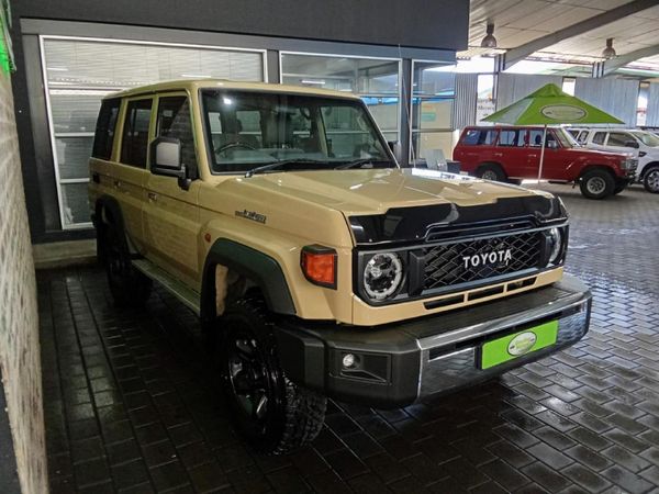 2025-Toyota-Land-Cruiser-76-28GD-6-Station-Wagon-LX image:4