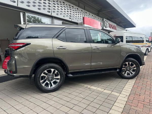 2026-Toyota-Fortuner-28-GD-6-4x4-VX-Auto image:9