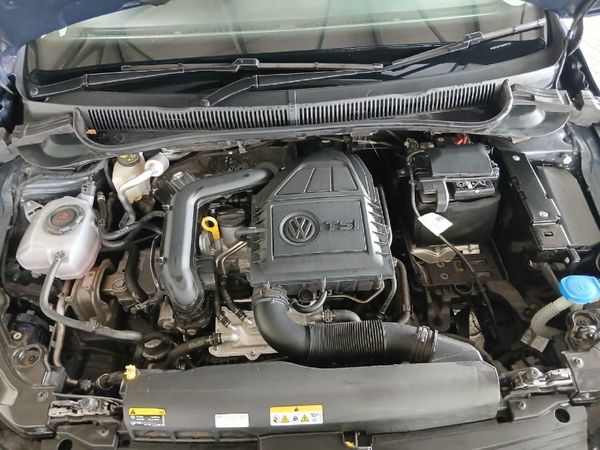 2025-Volkswagen-Polo-10-TSI-Life image:9