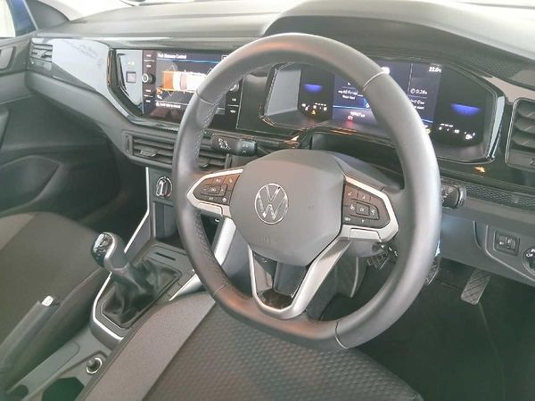 2025-Volkswagen-Polo-10-TSI-Life image:10