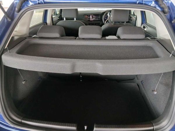 2025-Volkswagen-Polo-10-TSI-Life image:8