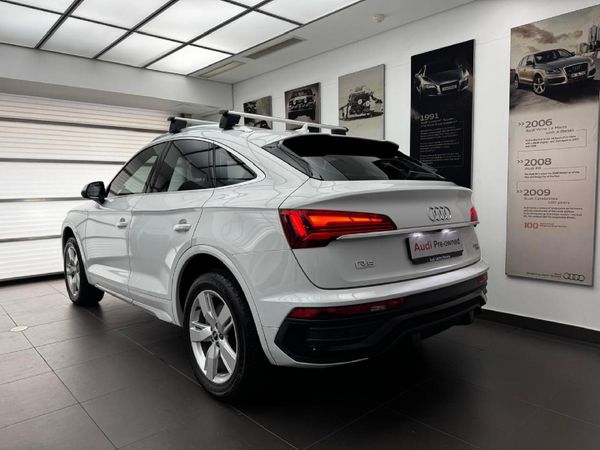 2022-Audi-Q5-Sportback-quattro-S-Line-Auto-40-TDI image:4