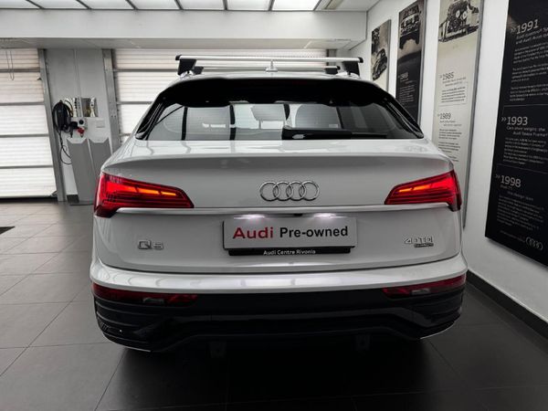 2022-Audi-Q5-Sportback-quattro-S-Line-Auto-40-TDI image:5
