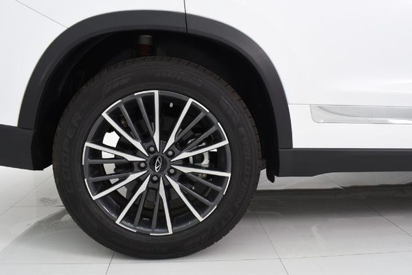 2025-Chery-Tiggo-8-Pro-16-TGDI-Executive image:4