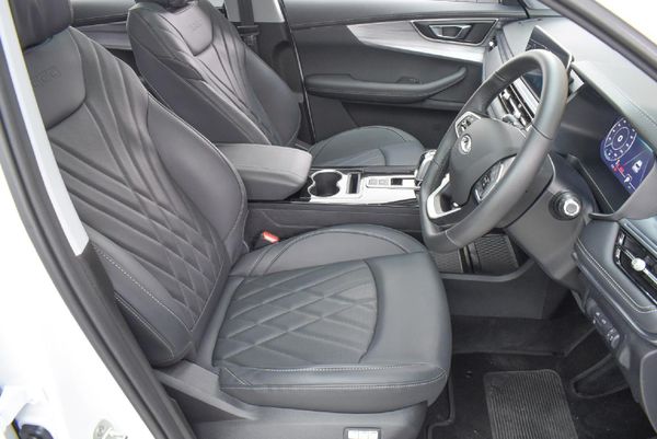 2025-Chery-Tiggo-8-Pro-16-TGDI-Executive image:5
