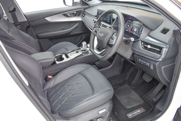 2025-Chery-Tiggo-8-Pro-16-TGDI-Executive image:6