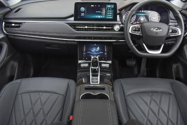 2025-Chery-Tiggo-8-Pro-16-TGDI-Executive image:7