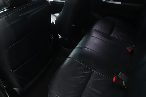 2015-Toyota-Hilux-30-D-4D-Legend-45-4x4-Auto-Double-Cab image:10