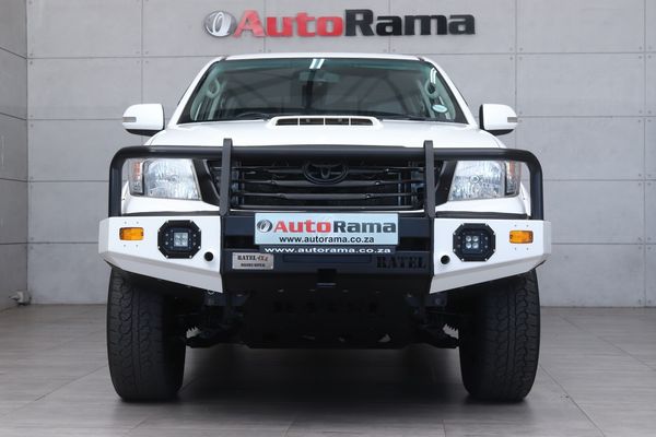 2015-Toyota-Hilux-30-D-4D-Legend-45-4x4-Auto-Double-Cab image:1