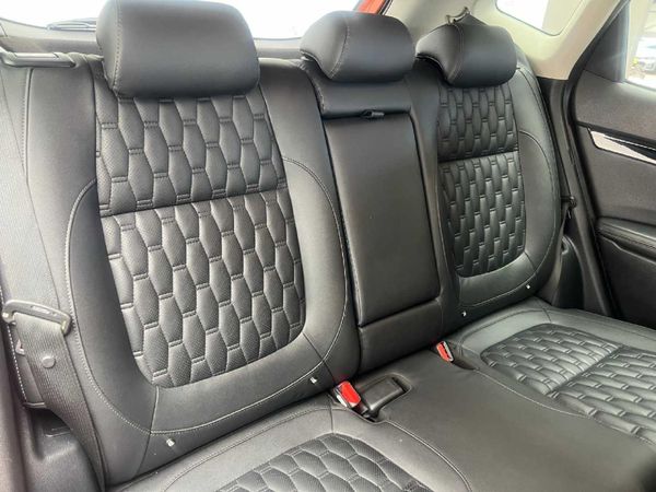 2021-Kia-Seltos-16-EX-Auto image:23