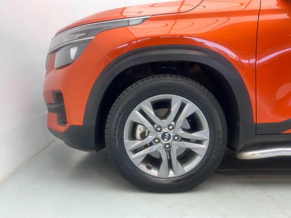 2021-Kia-Seltos-16-EX-Auto image:7