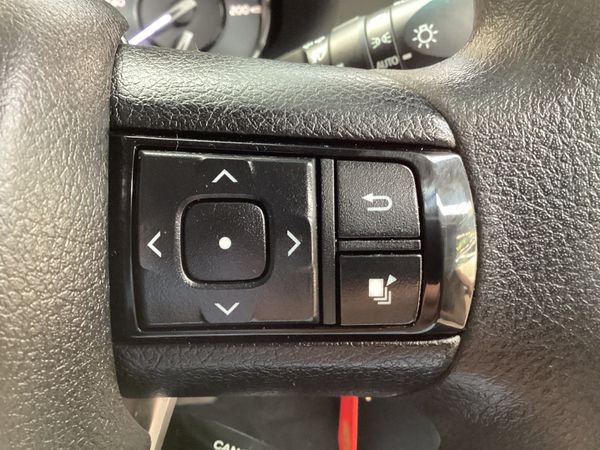 2023-Toyota-Hilux-24-GD-6-Raider-4x4-Auto-Double-Cab image:9