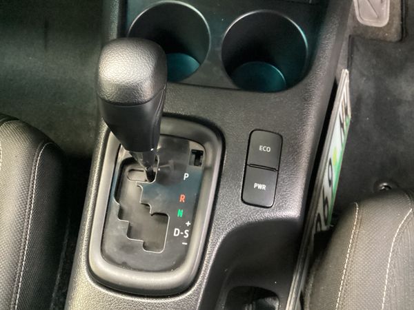 2023-Toyota-Hilux-24-GD-6-Raider-4x4-Auto-Double-Cab image:11