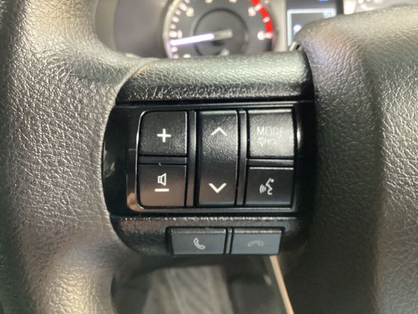 2023-Toyota-Hilux-24-GD-6-Raider-4x4-Auto-Double-Cab image:8
